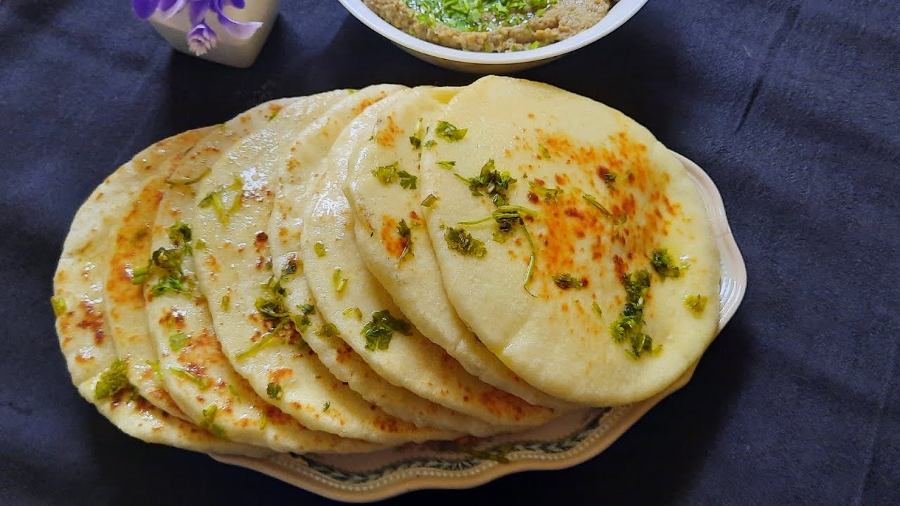 पिता ब्रेड अरबी रोटी आसानी से घर पर बनाए/Home Made Pita Bread/Simple And Easy @ Spice and Aroma