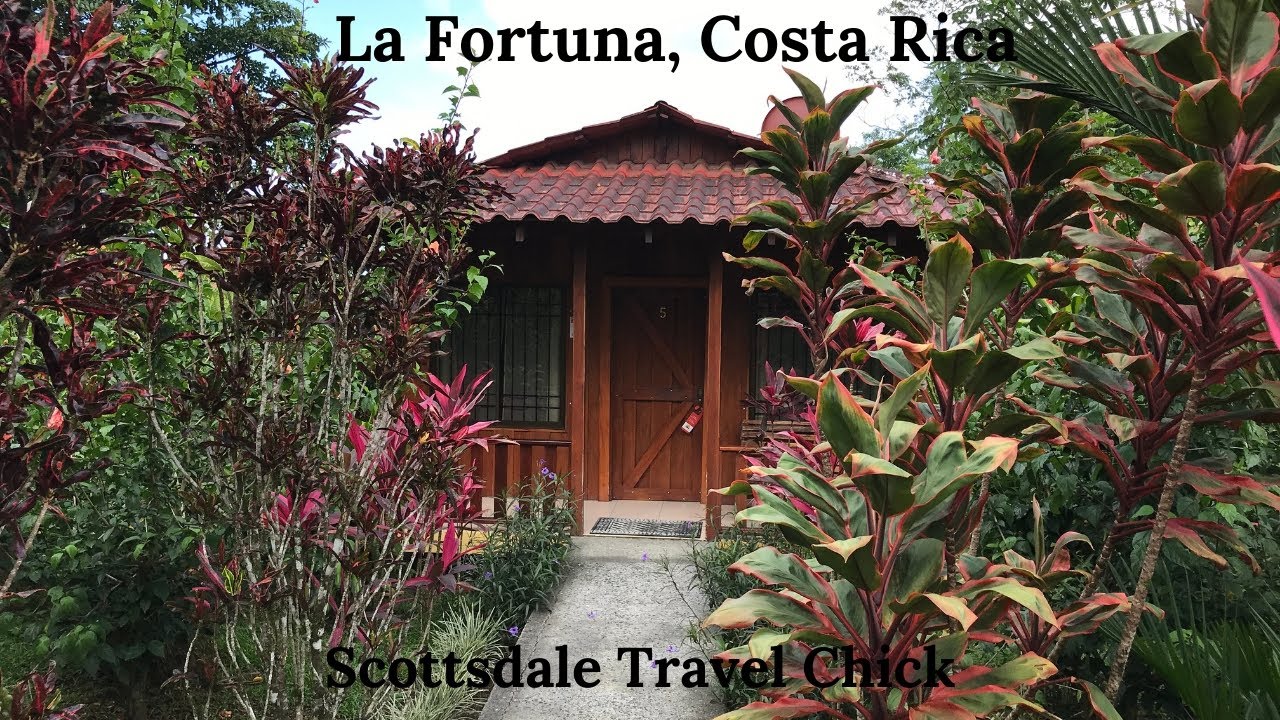 Travel Guide La Fortuna Costa Rica- visiting a rainforest Chocolate Tour & Hot Springs