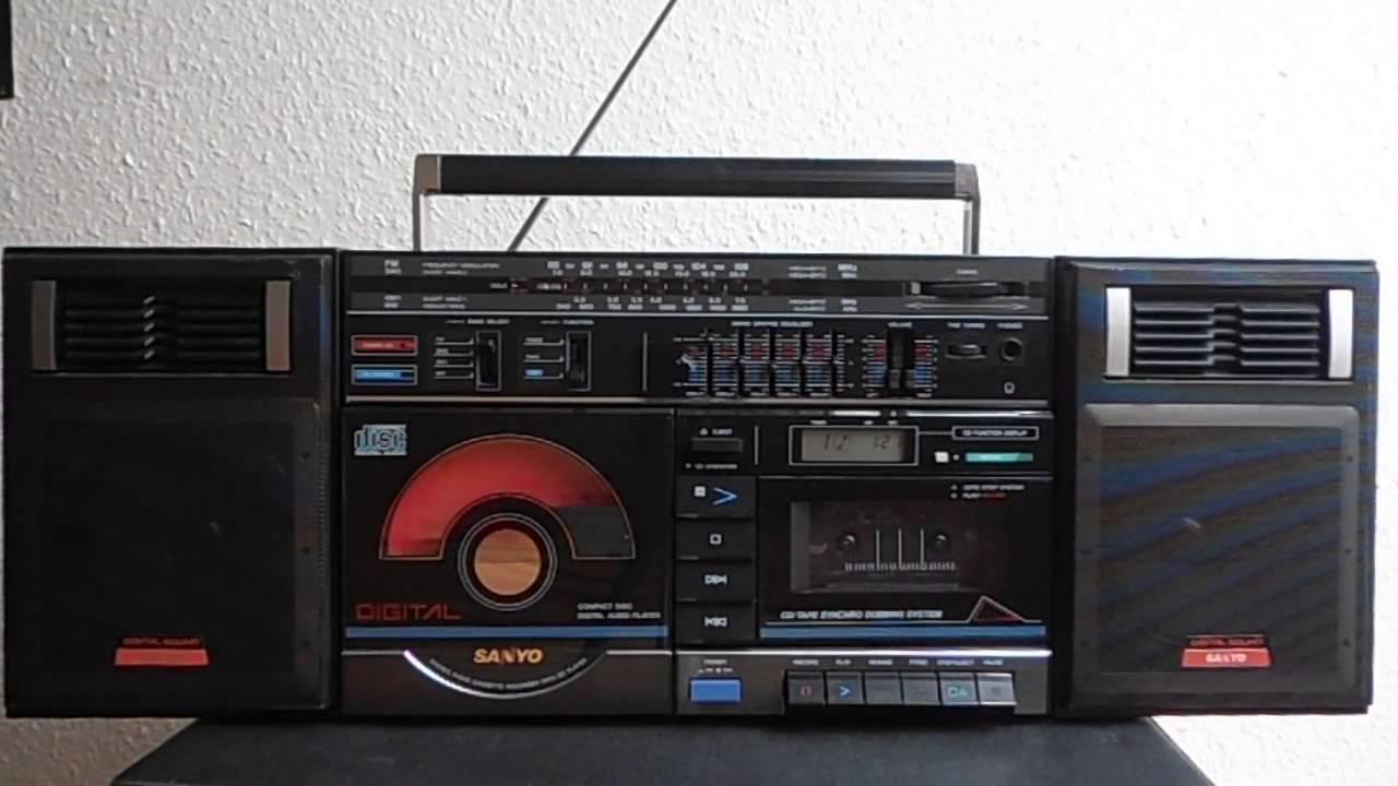 SANYO MCD 200K  Ghettoblaster