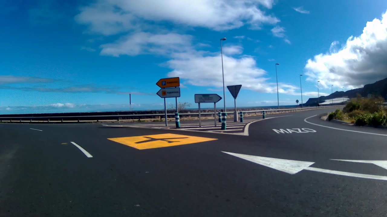 La Palma, Kanarische Inseln, vom Aeroporto de La Palma  zu Lidl.