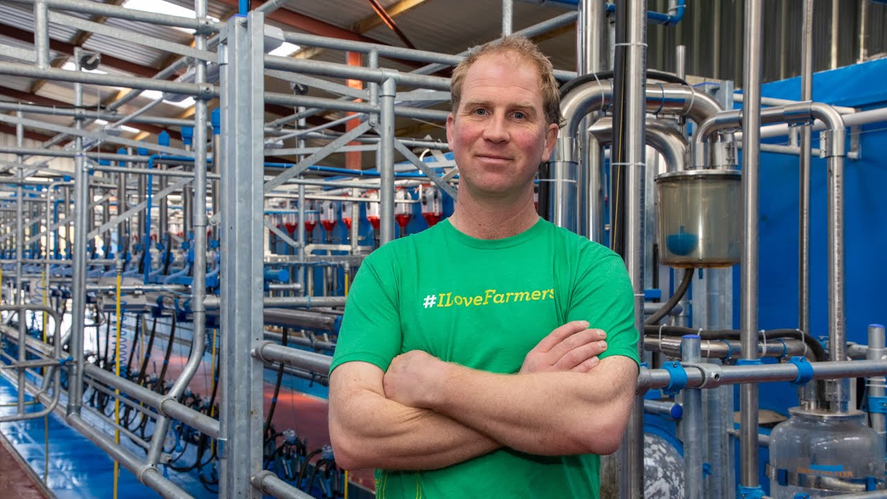 Irish Dairy Farmer Alan Hughes milking 200+ cows with ease.