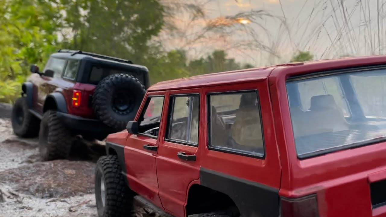 RC Huangbo HB 1001 & Jeep Cherokee XJ | Offroading Fun Trailing