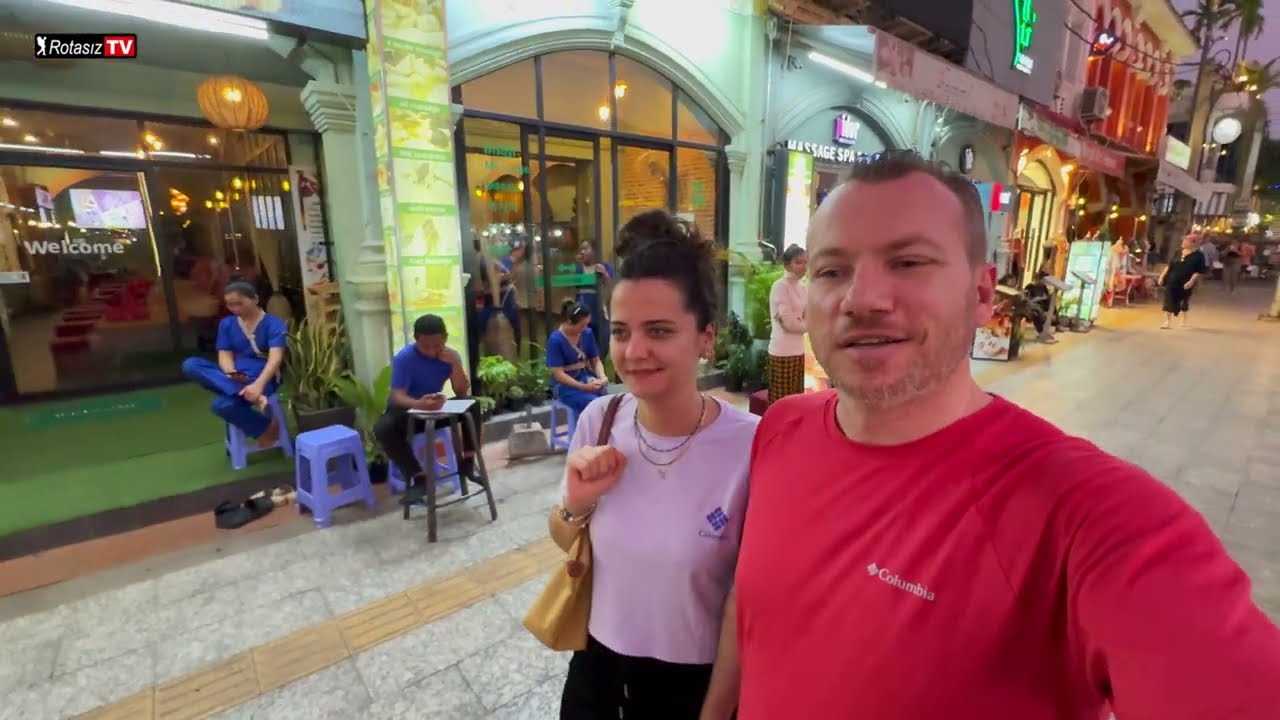 Kamboçya Siem Reap Şehir Gezimiz - Yılan ve Kurbağa Satılan Yerel Pazarlar