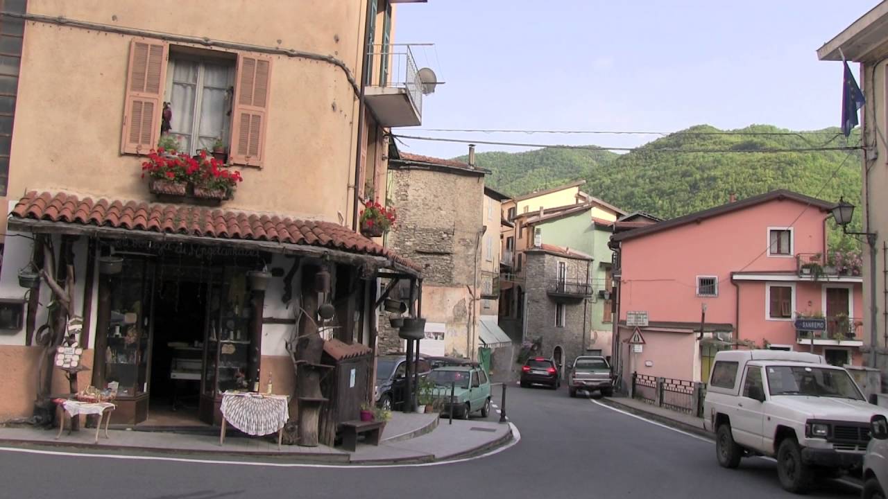 Liguria-Borghi antichi- Molini di Triora- Val Argentina- Canon Legria HFG10 -HD