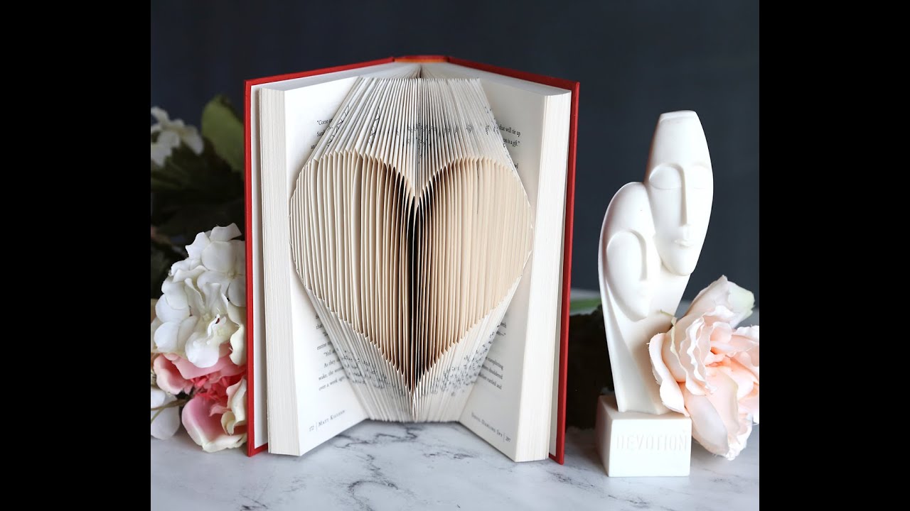 Сложенная книга-сердце