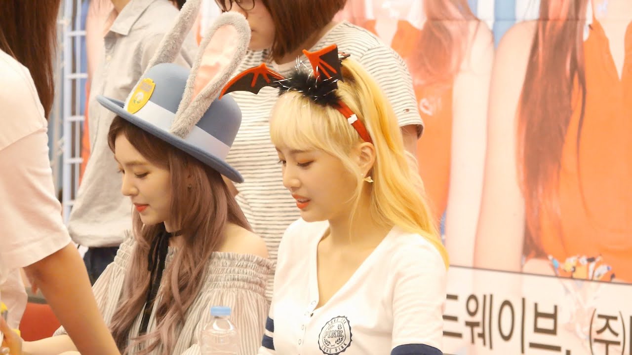 160925 분당 AK플라자 레드벨벳 팬사인회 아이린 조이 직캠 2 by ace