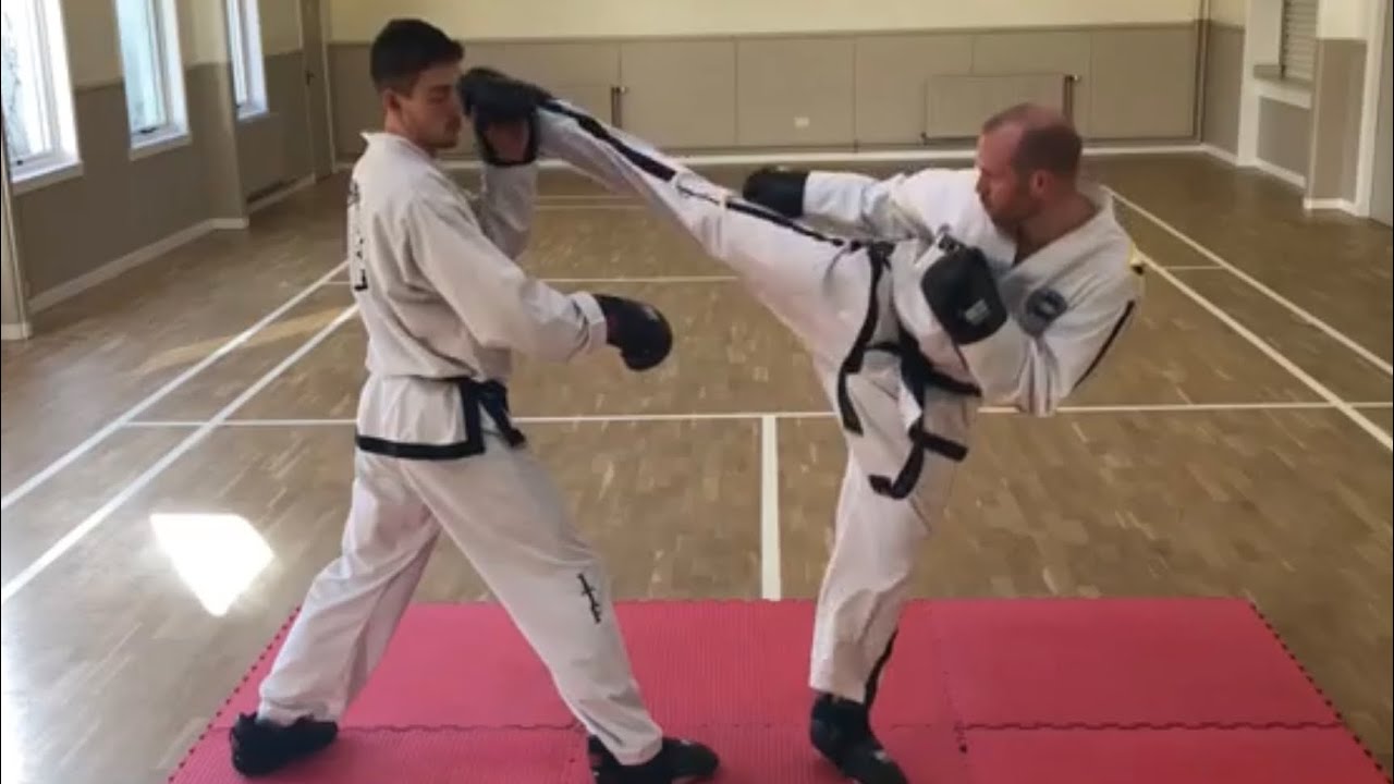 2 Kick Combinations | Taekwondo Sparring Drills