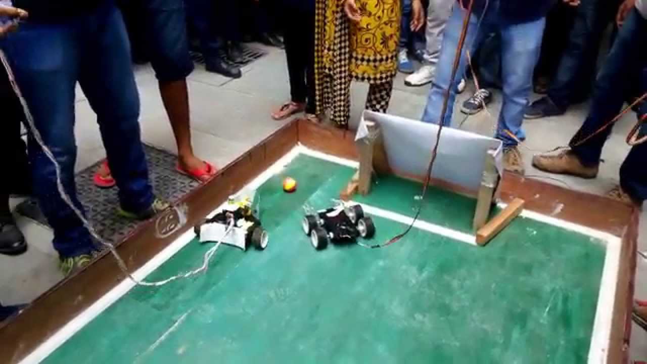 IIITDMJ Robosoccer robot at Esya15 in IIIT Delhi Round 1
