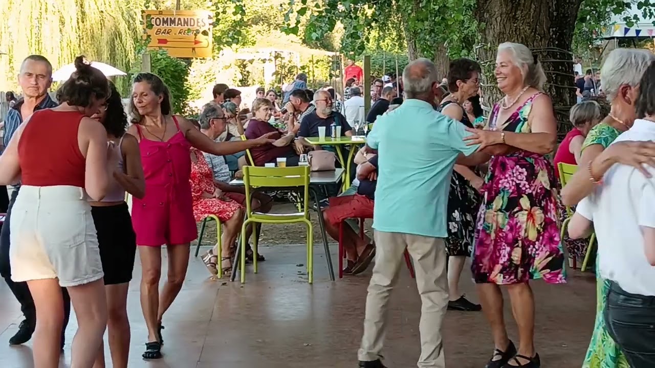 Guinguette Port Avertin Danse en ligne, couple, Lindy hop, Blues