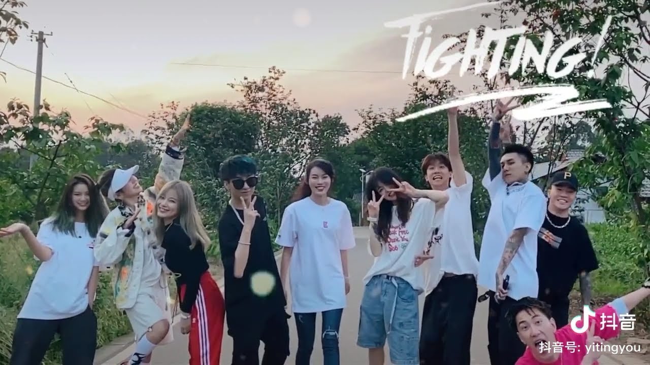 [Tik Tok China] Hội Bạn Thân Của Tiểu Hỏa Long Tỷ Tỷ