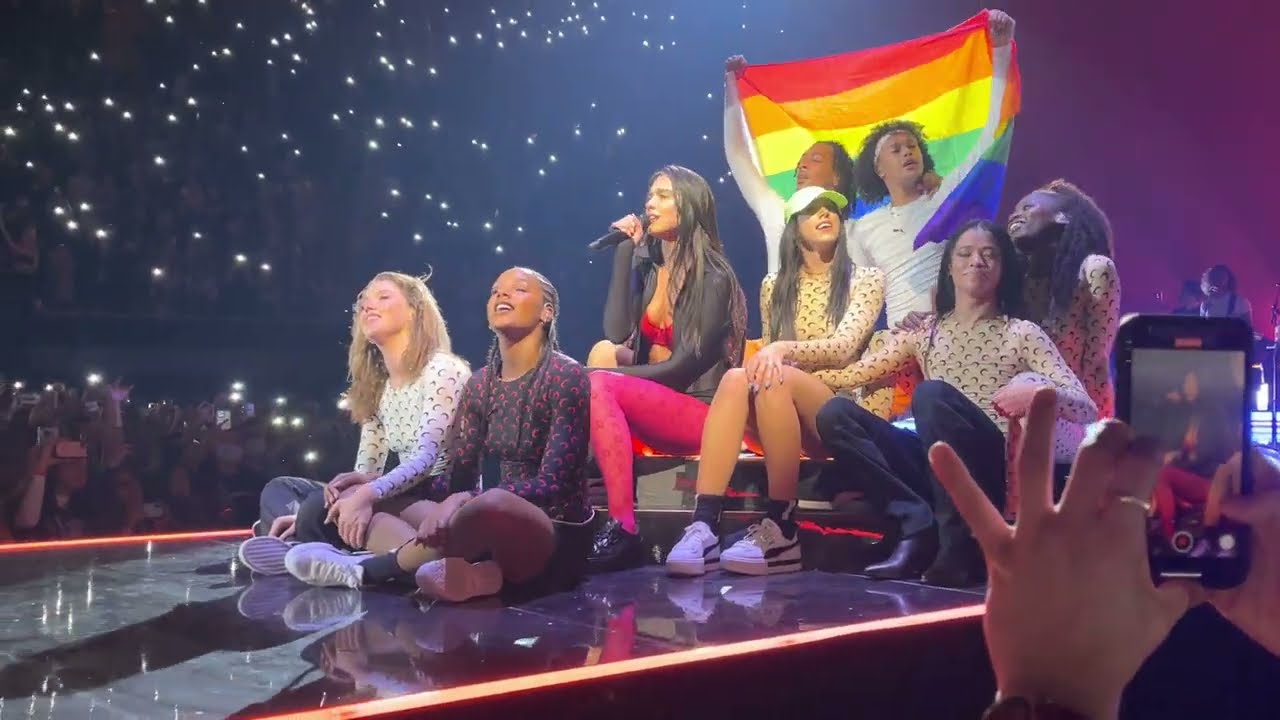 Dua Lipa (feat. Elton John) - Cold Heart @ The Forum LA