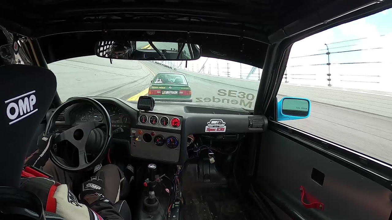 Spec E30 Bump-Drafting at Daytona!