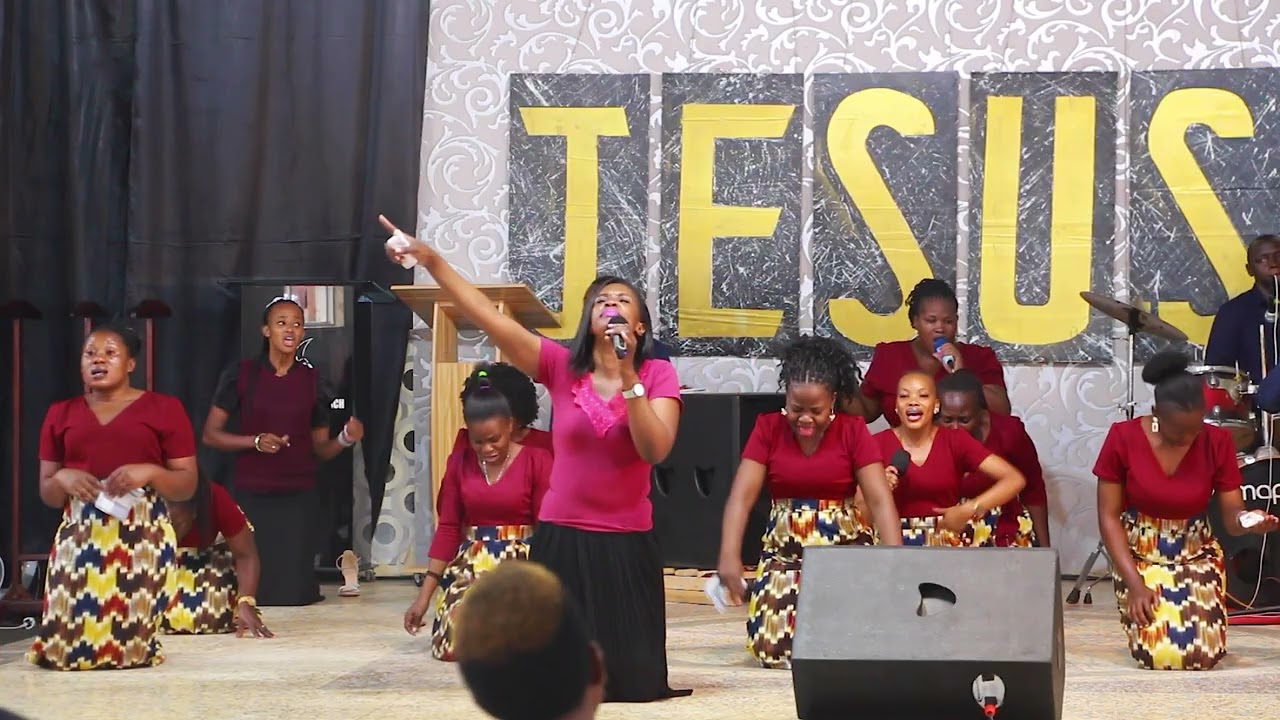 Worship session at Gospel Centre Church Kawaala (Gwe wekka & Yahweh lyelinya lyo