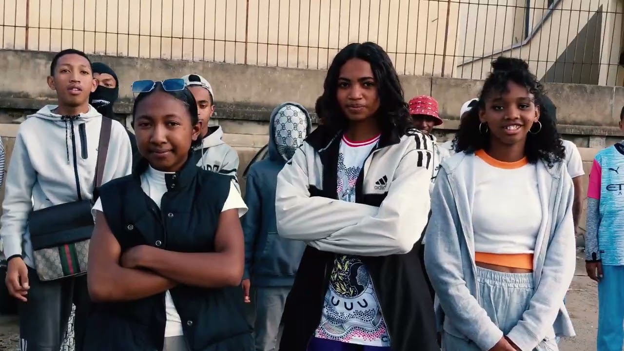 ASH VOLDEMORT ft AKTER  DANS LA ZONE (Clip Official)
