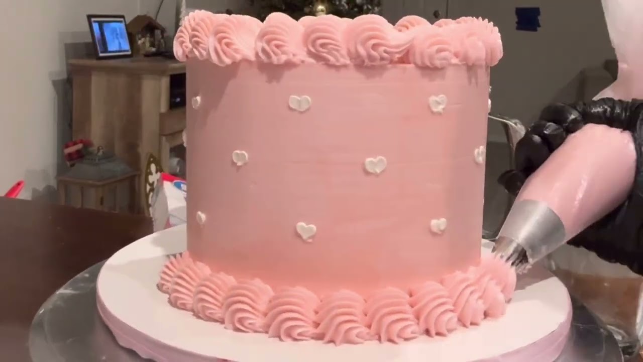Make this pretty little cake with me 