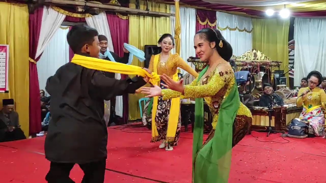 BULAN SAPAR NANGGAP TAYUB&bull;SINDEN CANTIK DARI GUNUNG KIDUL🔴LIVE KLOWOH KWADUNGAN KALIKAJAR