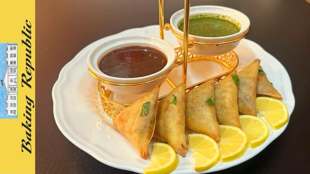 Chicken Cheese Samosa | Tamarind & Green Sauce | سمبوسةالدجاج بالجبنة | صوص تمرالهندي و صوص الخضراء