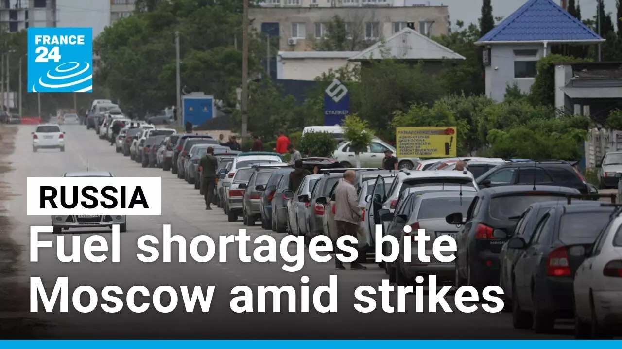 Moscow starts feeling bite of fuel shortages as Ukraine ramps up attacks &bull; FRANCE 24 English