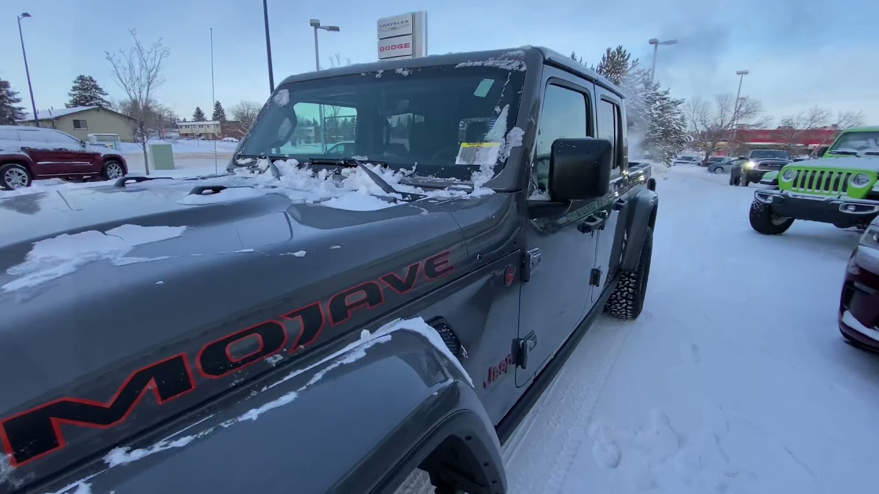 MGL3316 2021 Jeep Gladiator Mojave Sting Grey