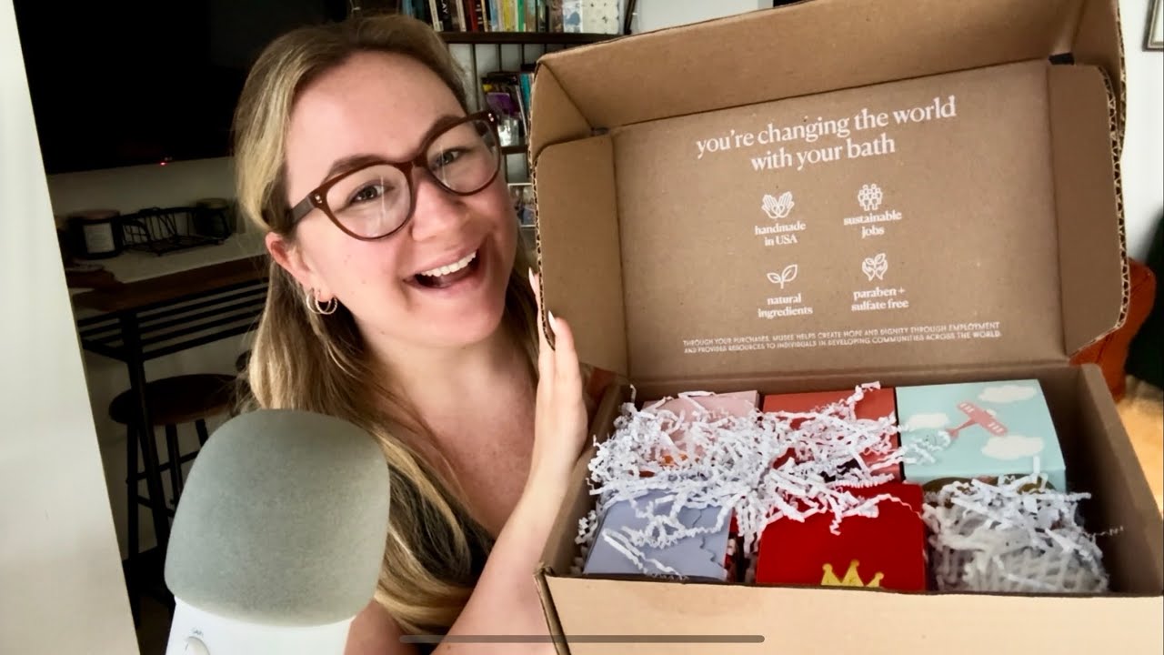 Unboxing asmr | LOTS of cardboard tapping and scratching 😴
