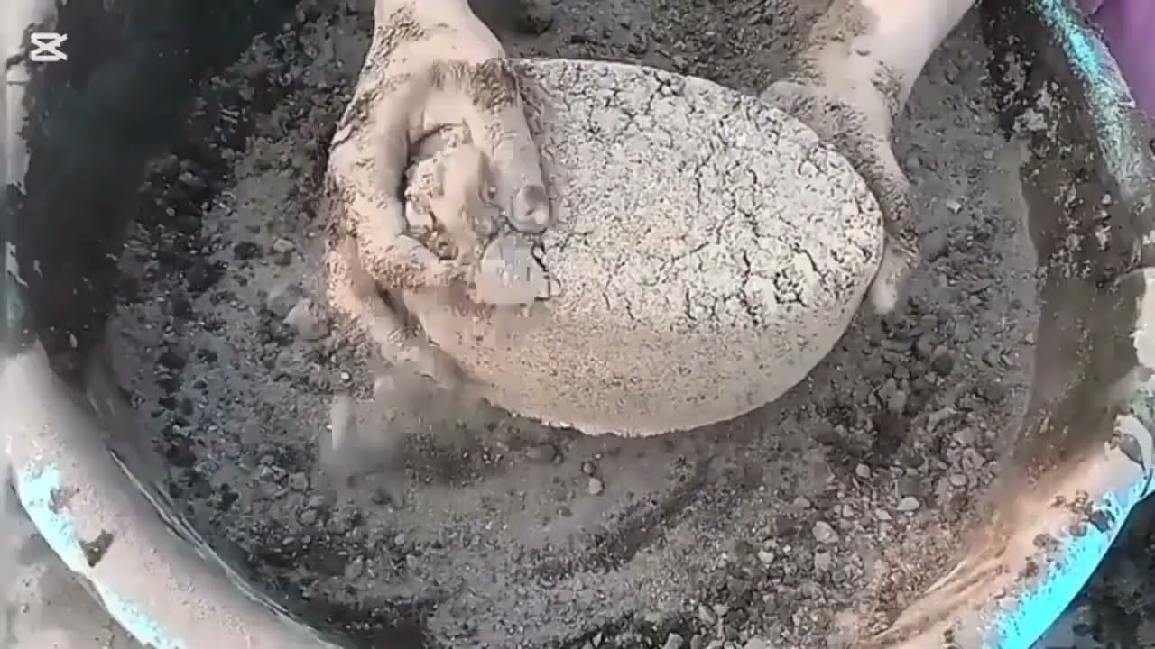 ASMR|| Crunchy dusty sandcement texture water crumbling #satisfying #relaxing #asmr #asmrvideo