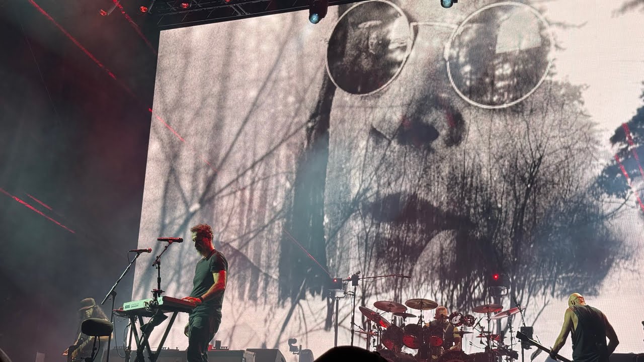 System of a Down - Snow Blind (Black Sabbath Cover) 08/27 MetLife Stadium, NJ/NYC Front Row