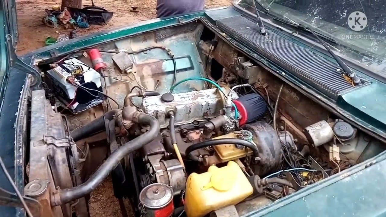 mostrando carro com carburador de moto