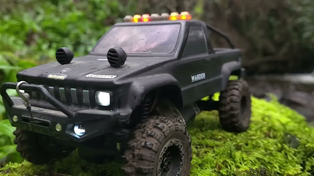 HYPNOTIC ETHEREAL RELAXING Underwater Slo-Mo RC Crawler Woodland Brook Stream Monster Caveman Truck