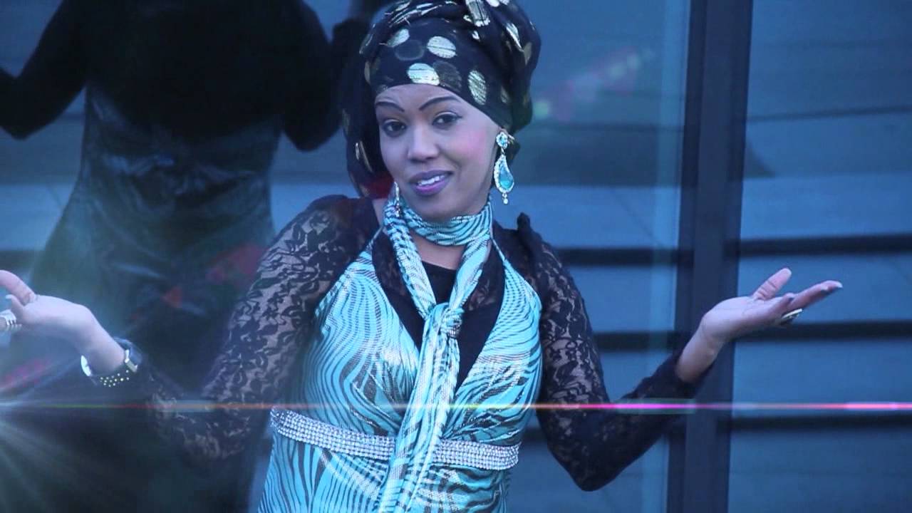Heestii Dhamoow - PRINCESS XAAWO KIIN (OFFICIAL VIDEO 2014)