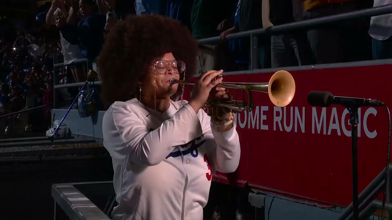 highlight edwin diaz makes his entrance for the dodgers