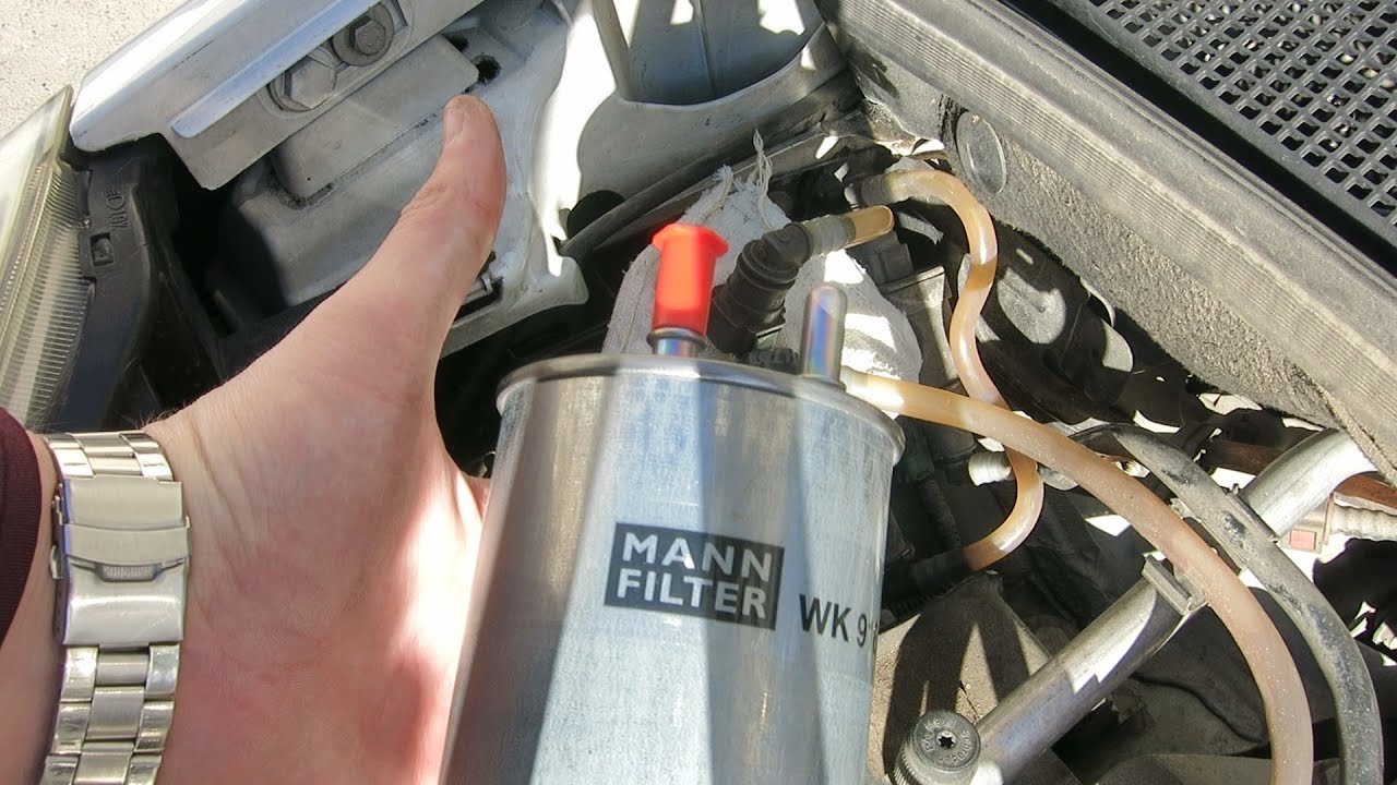 Замена топливного фильтра RENAULT KANGOO II 1.5 DCI . Fuel filter replacement RENAULT KANGOO II 1.5