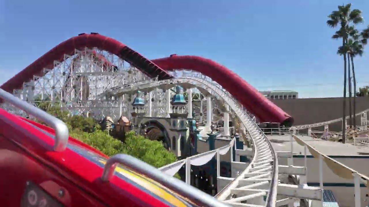 Disney Adventure with DJI Pocket 3: Incredicoaster POV!
