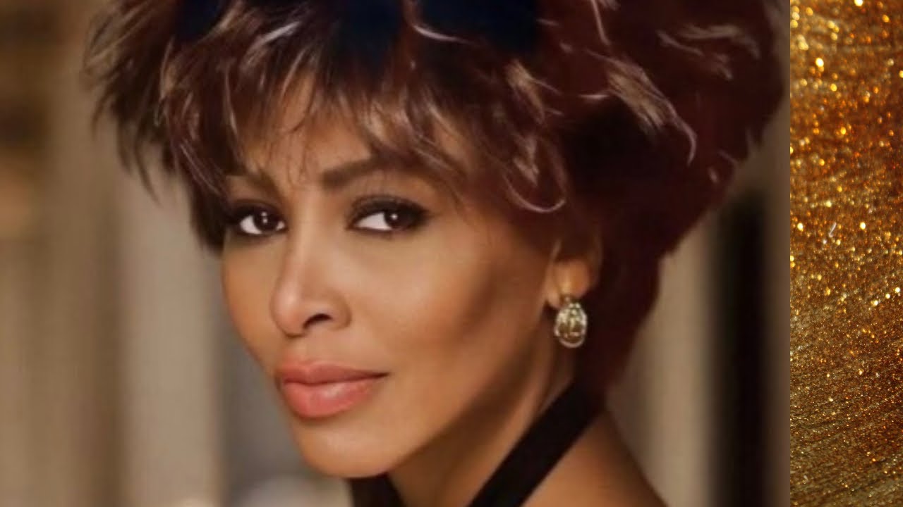 13 Sexy Photos of Tina Turner