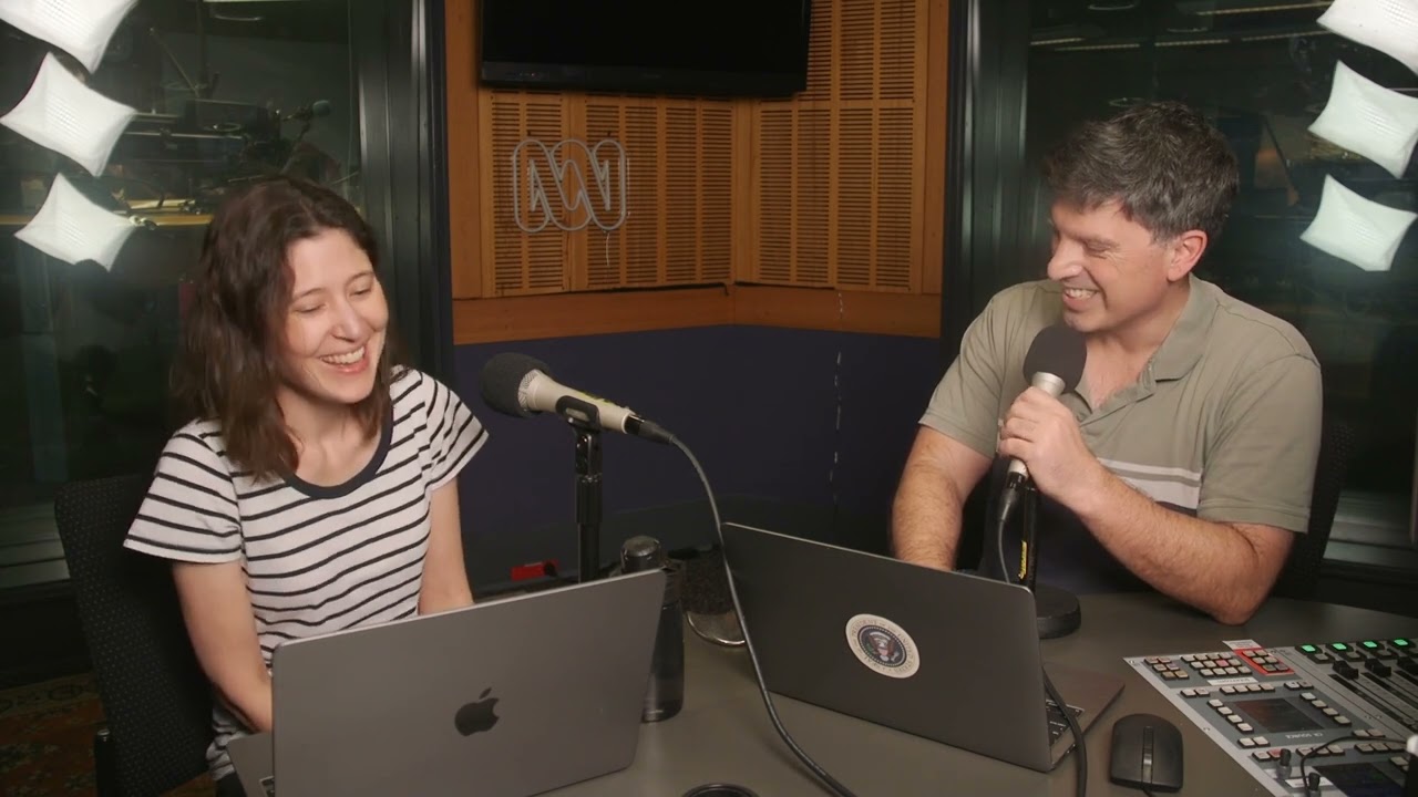 O-MITT-ED: PEP with Chas and Guest PEPcaster Melina Wicks (Ep 122, 19 Sep)