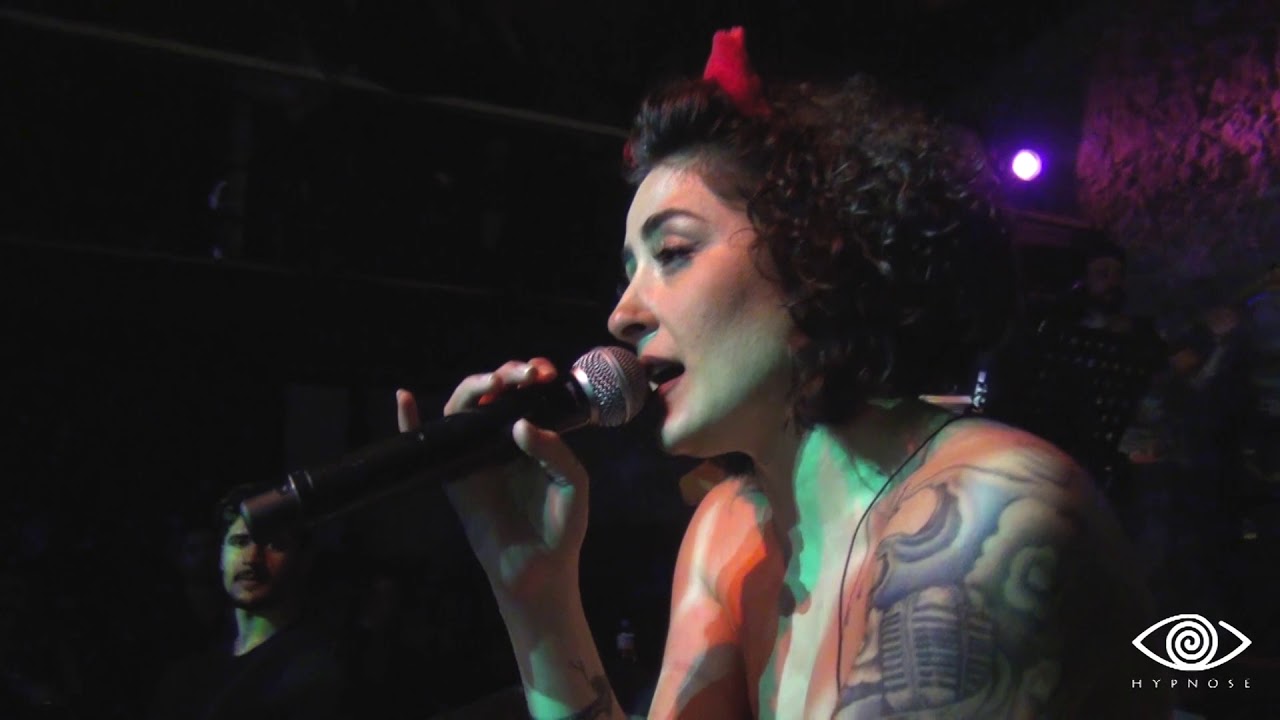 Melek Mosso - Dilek Taşı l Canlı Performans