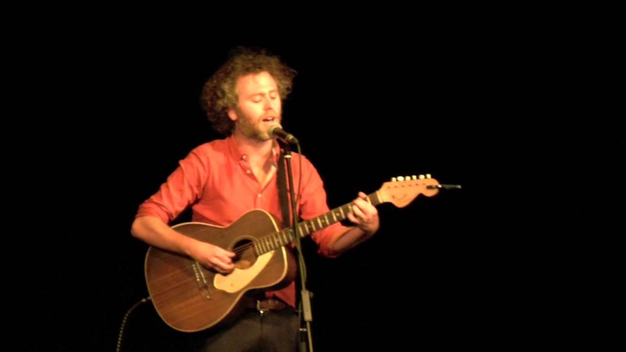 TOBY MARTIN (Youth Group) 'The Curve Of The Earth' Live at the Caravan Music Club