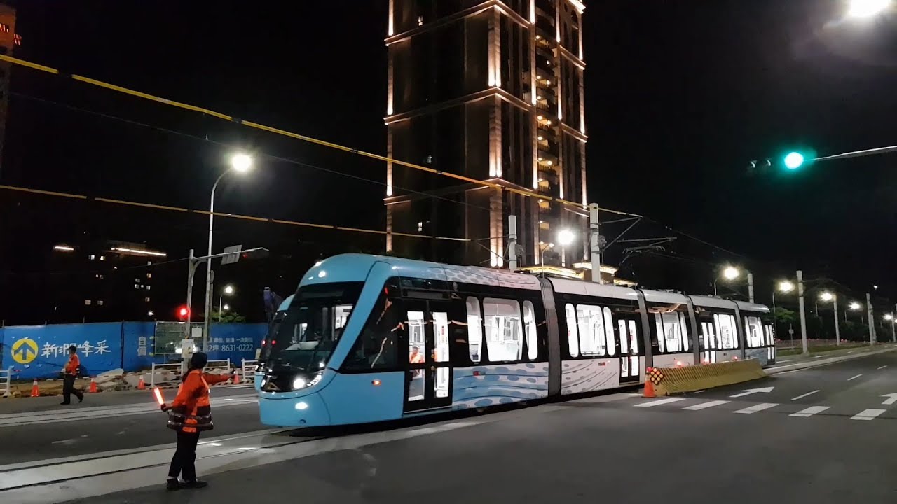 【鐵道旅情】夜晚 淡海輕軌 雙單 1,000KM列車穩定測試 崁頂-濱海義山 | 20180510