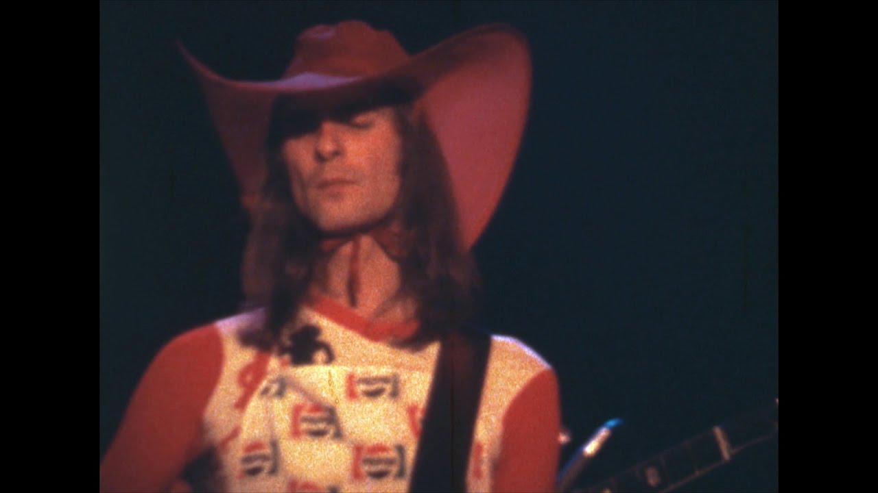 Max Webster - 1977.12.03 Barrie super 8 film (4K w/audio sync)