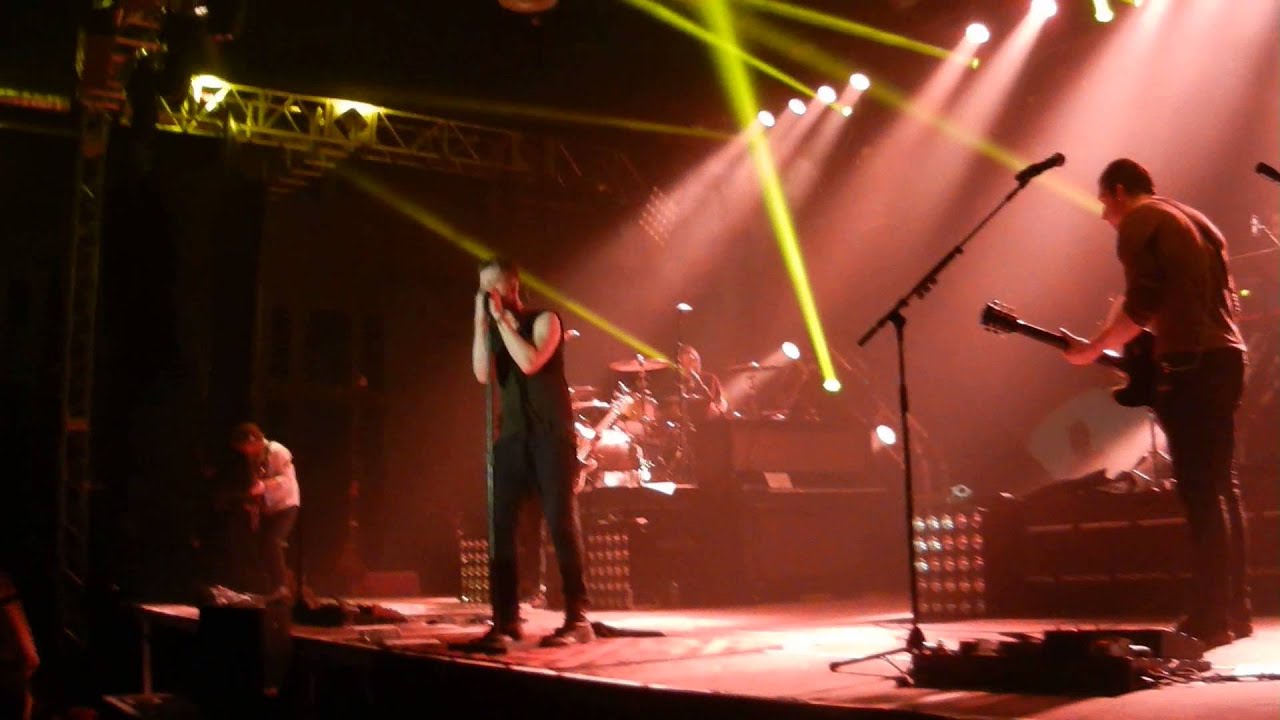 OneRepublic -  7 Nation Army (including other songs) @ Huxleys Berlin, 15. April 2013