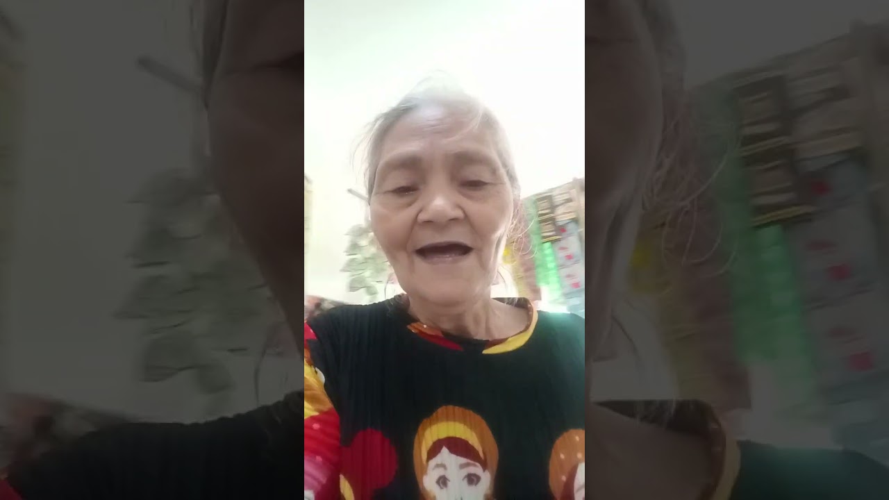 Galing kami ng anak ko mangumpra  sa Car Car City Cebu .