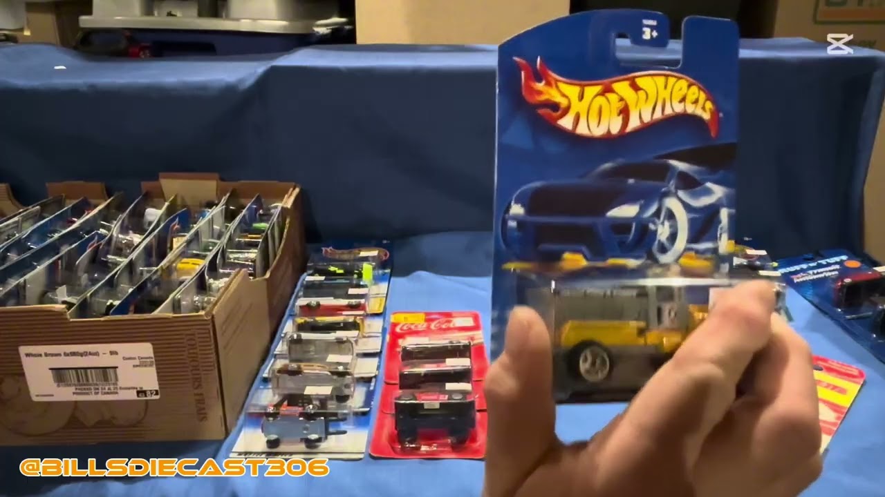 Несколько очень классных винтажных машинок Hot Wheels и Matchbox Maisto.