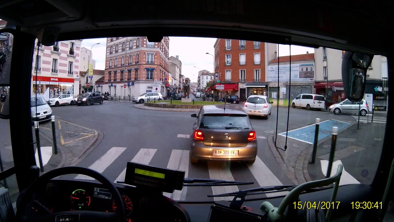 Bus 217 direction Hotel de Ville de Créteil partie 02 - avril 2017