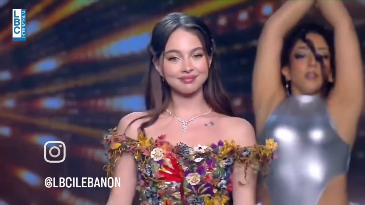 خطية بيسان إسماعيل #بيسان_اسماعيل #فؤاد_جنيد #هاشتاق #نارين_بيوتي #موضة #فساتين #فستان #تصميم #ازياء