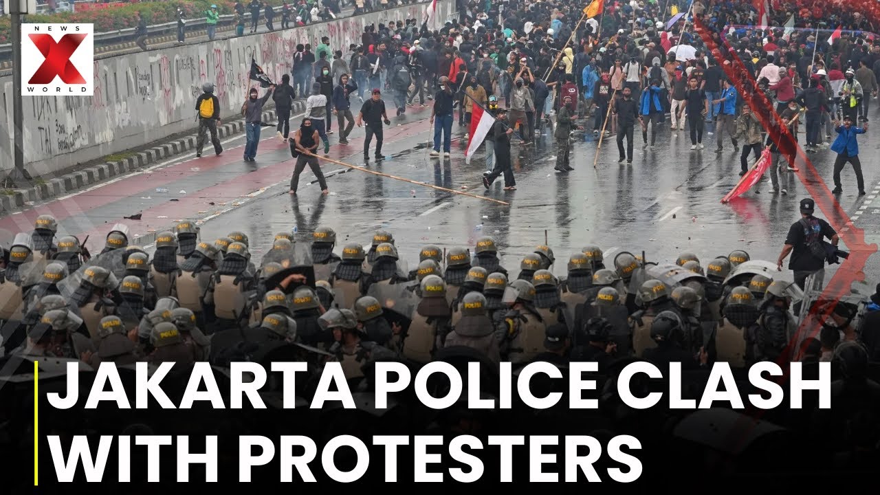 Indonesian Police Use Tear Gas on Protesters Over Taxi Driver Death | NewsX World
