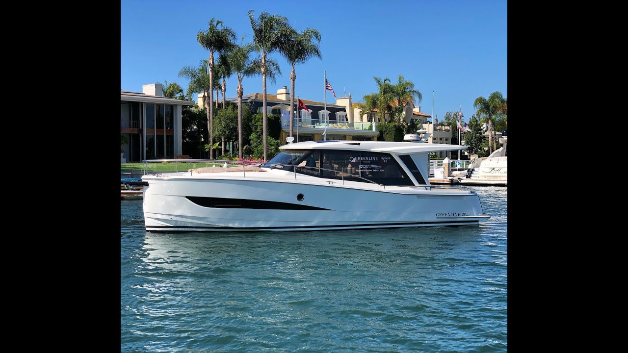 Greenline 39 Hybrid Power Boat Walk-thru video 2020