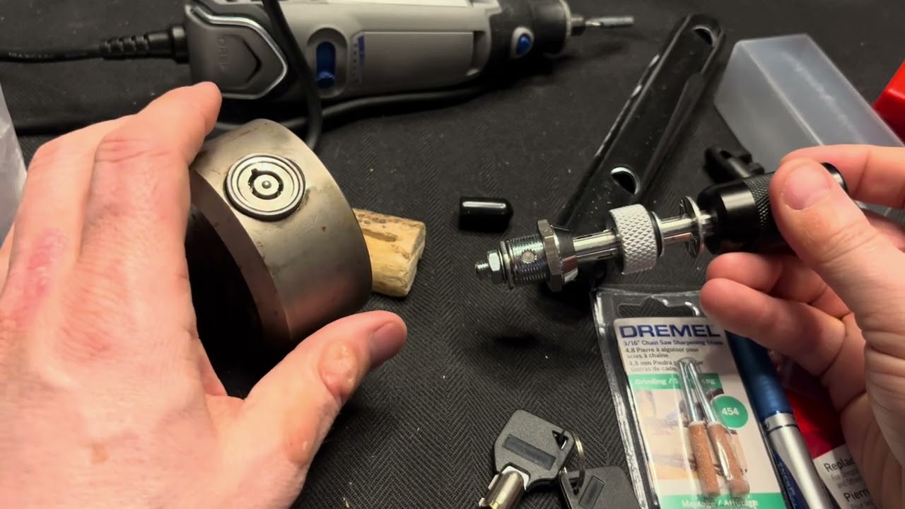 Notch-less Tubular Locks and Nib-less (Nub-less) Tubular Keys
