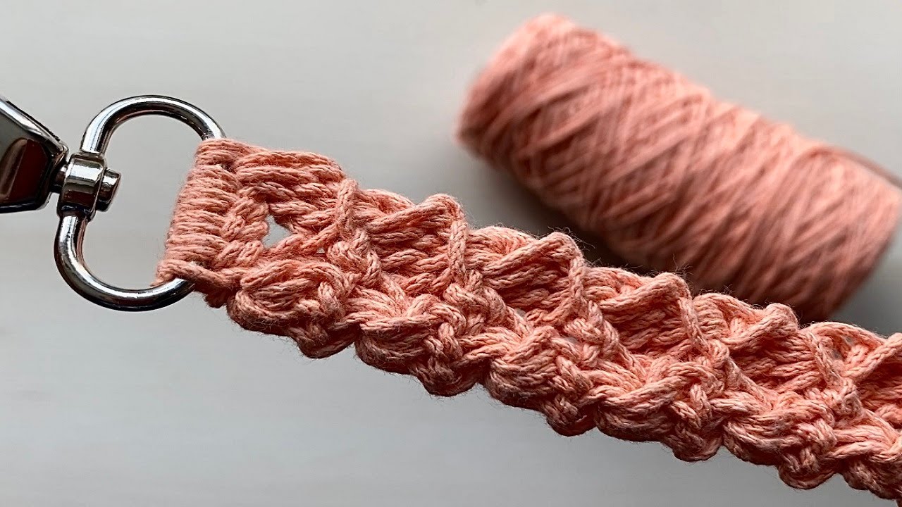 CORDÓN FANTASÍA A CROCHET - IDEAL PARA ASAS DE BOLSOS , BISUTERÍA Y LLAVEROS .