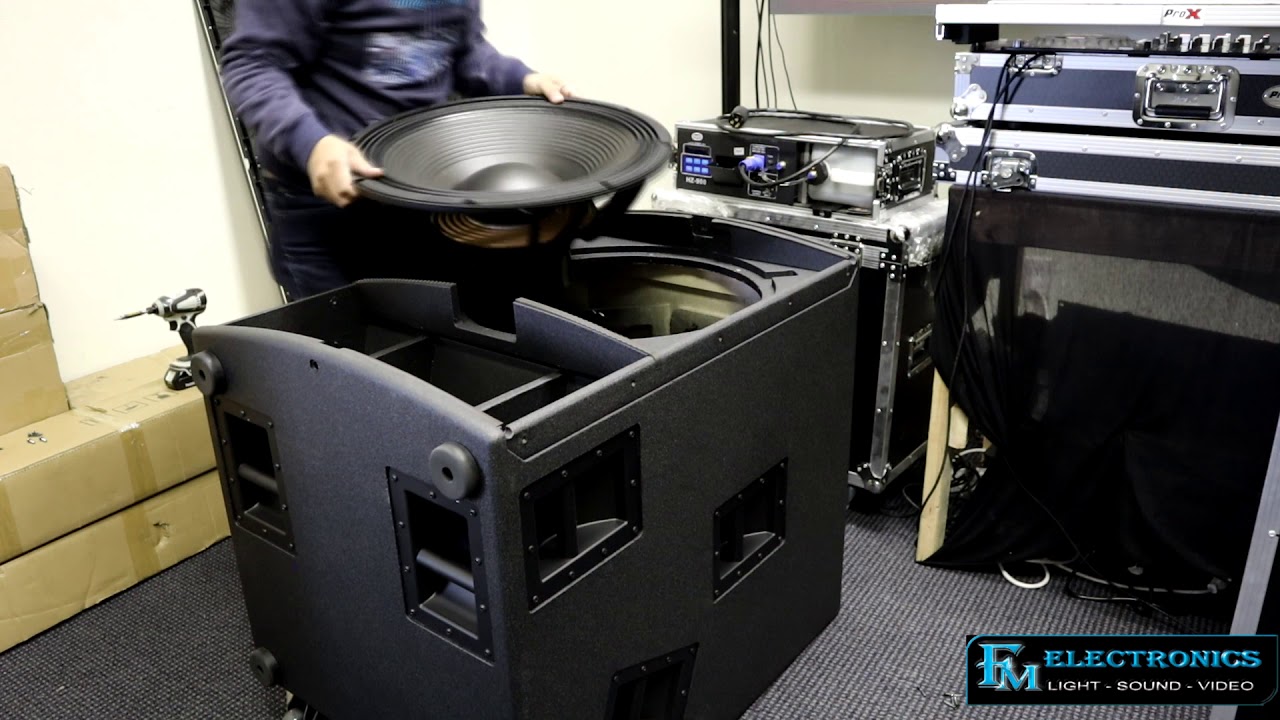 Destapando el  bajo de 3600 watts 21 es21p yorkville