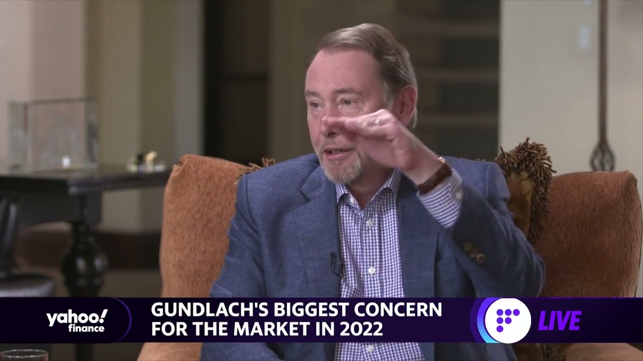 How the yield curve is sending a recession 'signal': Jeffrey Gundlach