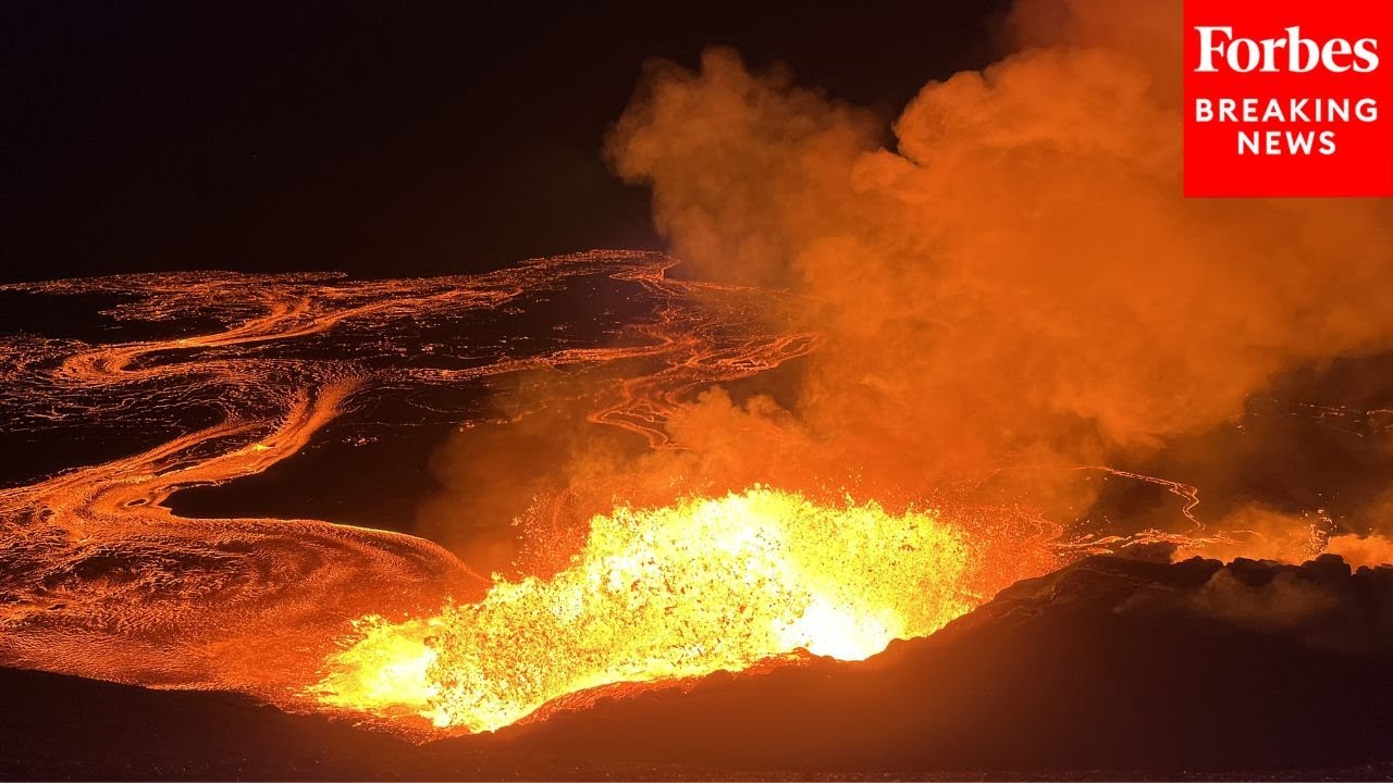 Massive Eruption From Hawaii's Kīlauea Volcano Takes Out Active Livestream Camera